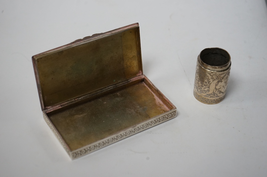 A George V silver christening mug, Josiah Williams & Co, London, 1918, height 76mm, together with a late Victorian silver snuff box, a modern silver compact, a Polish white metal snuff box and a small group of plated war